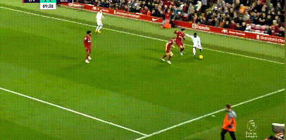 曼联2弃将左右意甲冠军，4500万前锋梅开二度，那不勒斯5连胜登顶