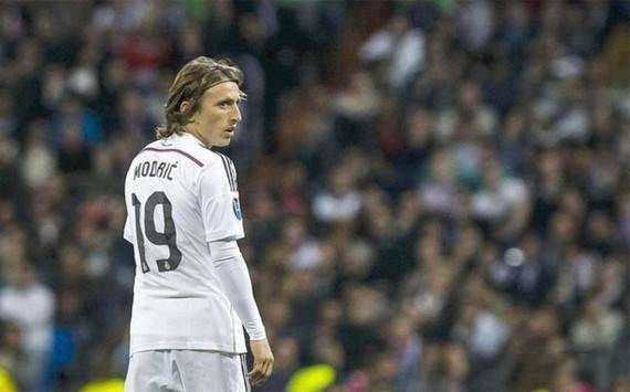 科尔：库明加明日出战成疑，梅尔顿将在客场之旅中迎来复出