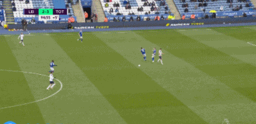 英超第14轮：切尔西1-3利兹联两场不胜 托辛失误送礼帕尔默复出