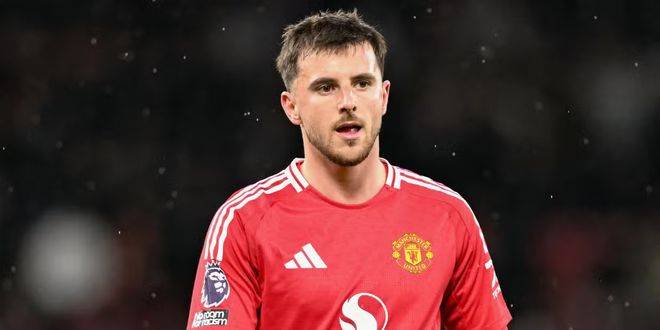 曼联签新中场恐突破1亿转会费大关！曝巨头考察左闸，被誉为德国坎塞洛