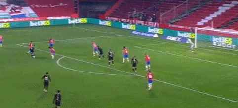 比塞克社媒回应转会传闻：让他们去说他们想说的